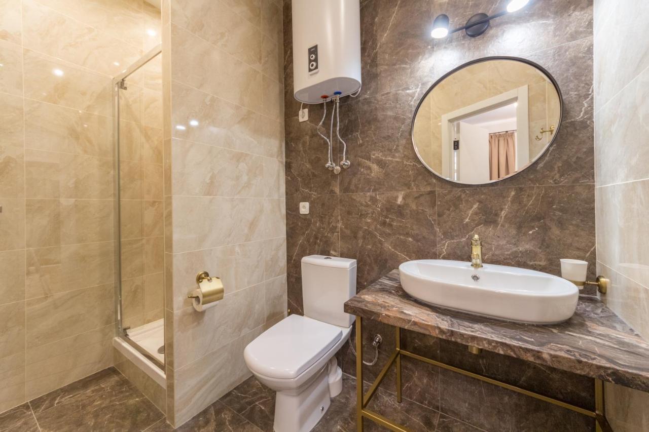 Design Apartment On Mykhailivskyi Ln. 4 Kiev Exterior foto